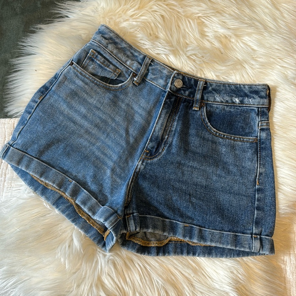 P A C S U N Mom Two Tone Roll Cuff Denim Short